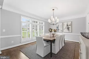 11317 Walnut Creek Ct, Oakton, VA 22124 - Photo 5