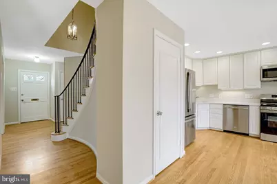 8523 Lakinhurst Lane, Springfield, VA 22152 - Photo 19