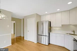8523 Lakinhurst Ln, Springfield, VA 22152 - Photo 25