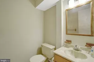 8523 Lakinhurst Ln, Springfield, VA 22152 - Photo 59