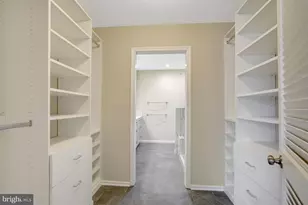 8523 Lakinhurst Ln, Springfield, VA 22152 - Photo 33