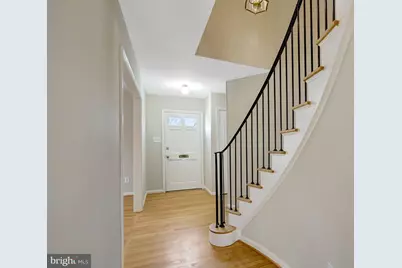 8523 Lakinhurst Lane, Springfield, VA 22152 - Photo 3