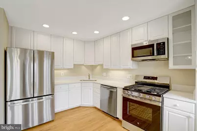 8523 Lakinhurst Lane, Springfield, VA 22152 - Photo 21