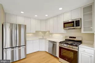 8523 Lakinhurst Ln, Springfield, VA 22152 - Photo 21