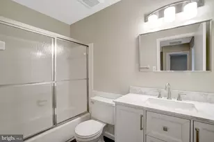 8523 Lakinhurst Ln, Springfield, VA 22152 - Photo 43