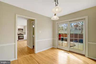 8523 Lakinhurst Lane, Springfield, VA 22152 - Photo 13