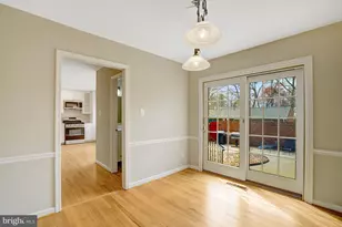 8523 Lakinhurst Ln, Springfield, VA 22152 - Photo 13