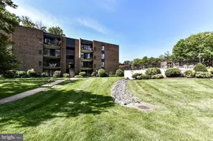 7802 Dassett Ct, Annandale, VA 22003 - Photo 1