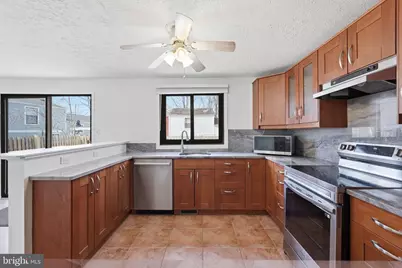 12302 Scotch Bonnet Court, Reston, VA 20191 - Photo 5