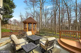 9527 Crosspointe Dr, Fairfax Station, VA 22039 - Photo 65