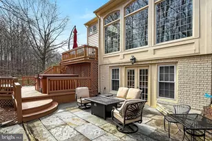 9527 Crosspointe Dr, Fairfax Station, VA 22039 - Photo 63