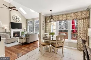 9527 Crosspointe Dr, Fairfax Station, VA 22039 - Photo 19