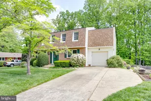 4749 Farndon Ct, Fairfax, VA 22032 - Photo 9