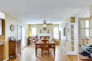 6601 Forsythia St, Springfield, VA 22150 - Photo 9