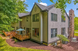 904 Falls Bridge Ln, Great Falls, VA 22066 - Photo 49