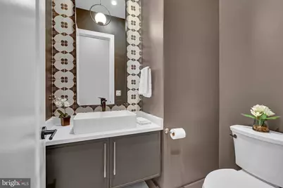 1100 Balls Hill Road, McLean, VA 22101 - Photo 15