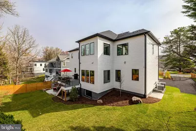 1100 Balls Hill Road, McLean, VA 22101 - Photo 71