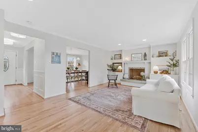 777 Follin Farm Lane, Great Falls, VA 22066 - Photo 7