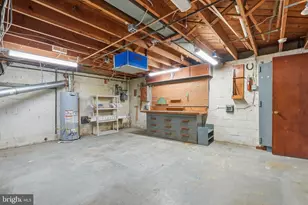 8110 Carrick Ln, Springfield, VA 22151 - Photo 33