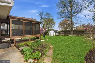 8110 Carrick Ln, Springfield, VA 22151 - Photo 35