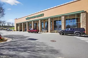 4490 Market Commons Dr, Fairfax, VA 22033 - Photo 41