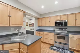 4616 Briar Patch Ct, Fairfax, VA 22032 - Photo 25