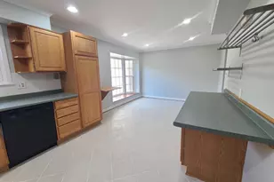 6644 Green Ash Dr, Springfield, VA 22152 - Photo 15