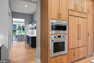 1052 Balls Hill Rd, McLean, VA 22101 - Photo 17