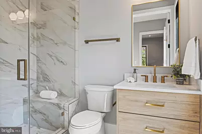 1052 Balls Hill Road, McLean, VA 22101 - Photo 27