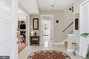 3420 Beauford Cir, Annandale, VA 22003 - Photo 3