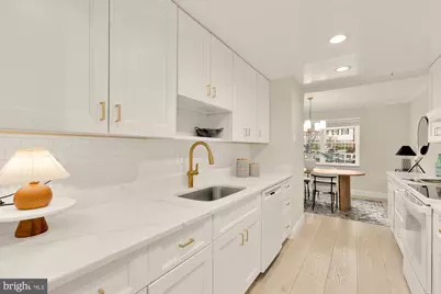 7807 Snead Lane, Falls Church, VA 22043 - Photo 11