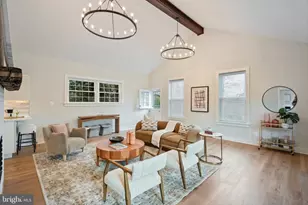 7204 Regent Dr, Alexandria, VA 22307 - Photo 9