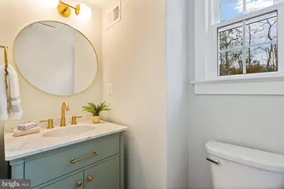 7204 Regent, Alexandria, VA 22307 - Photo 19