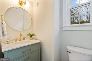 7204 Regent Dr, Alexandria, VA 22307 - Photo 19