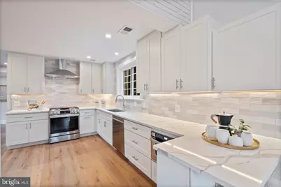 7204 Regent, Alexandria, VA 22307 - Photo 11