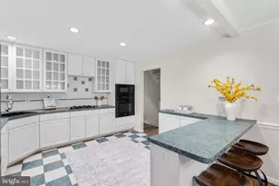 2126 Golf Course Dr, Reston, VA 20191 - Photo 13