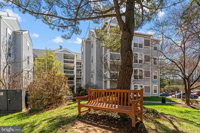 3179 Summit Square Drive #2-E1, Oakton, VA 22124 - Photo 41