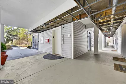 3179 Summit Square Drive #2-E1, Oakton, VA 22124 - Photo 5