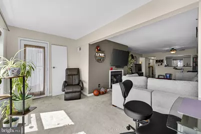 3179 Summit Square Drive #2-E1, Oakton, VA 22124 - Photo 33