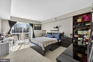 3179 Summit Square Dr, Oakton, VA 22124 - Photo 21