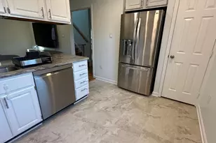 7007 Dunningham Pl, McLean, VA 22101 - Photo 9