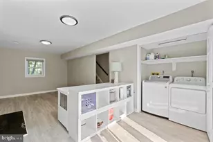 7007 Dunningham Pl, McLean, VA 22101 - Photo 15