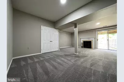 13327 Foxhole Drive, Fairfax, VA 22033 - Photo 17