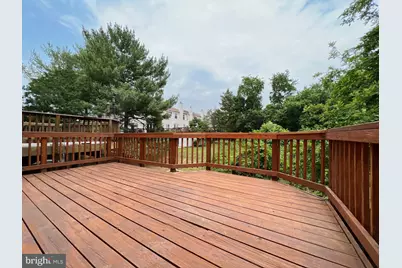 13327 Foxhole Drive, Fairfax, VA 22033 - Photo 9