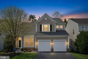 2448 Leyland Ridge Rd, Herndon, VA 20171 - Photo 3