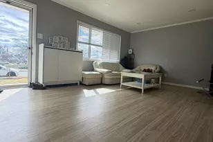 6118 Hibbling Ave, Springfield, VA 22150 - Photo 5