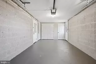 7318 Chatham St, Springfield, VA 22151 - Photo 37