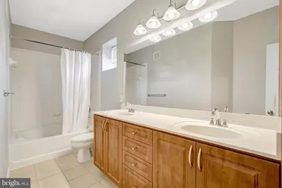 12104 Garden Grove Circle #401, Fairfax, VA 22030 - Photo 19