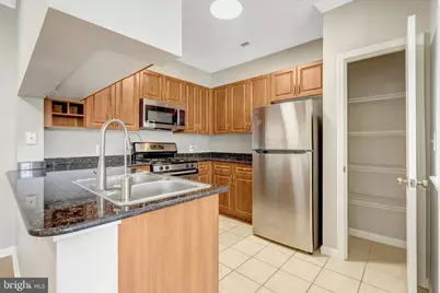 12104 Garden Grove Circle #401, Fairfax, VA 22030 - Photo 9