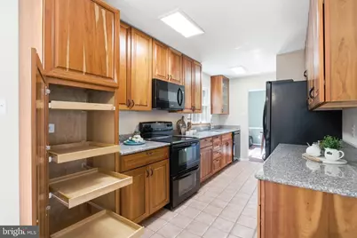 8625 Ordinary Way, Annandale, VA 22003 - Photo 19